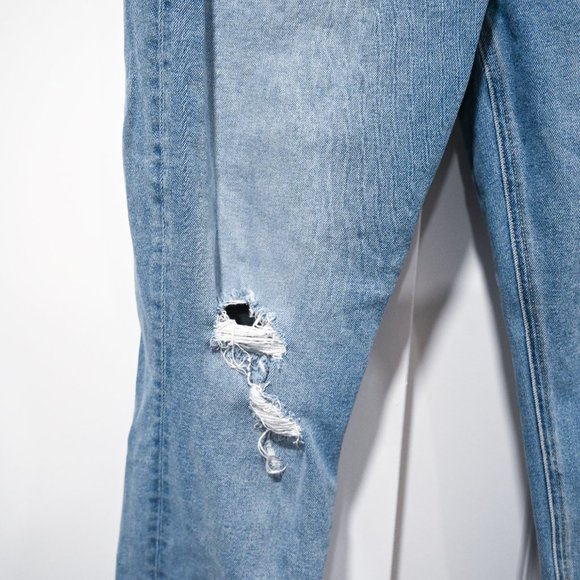 GRLFRND PIPER SUPER HIGH RISE SLIM Destroyed Jean in Size 31 | Size 31 - Picture 4 of 11